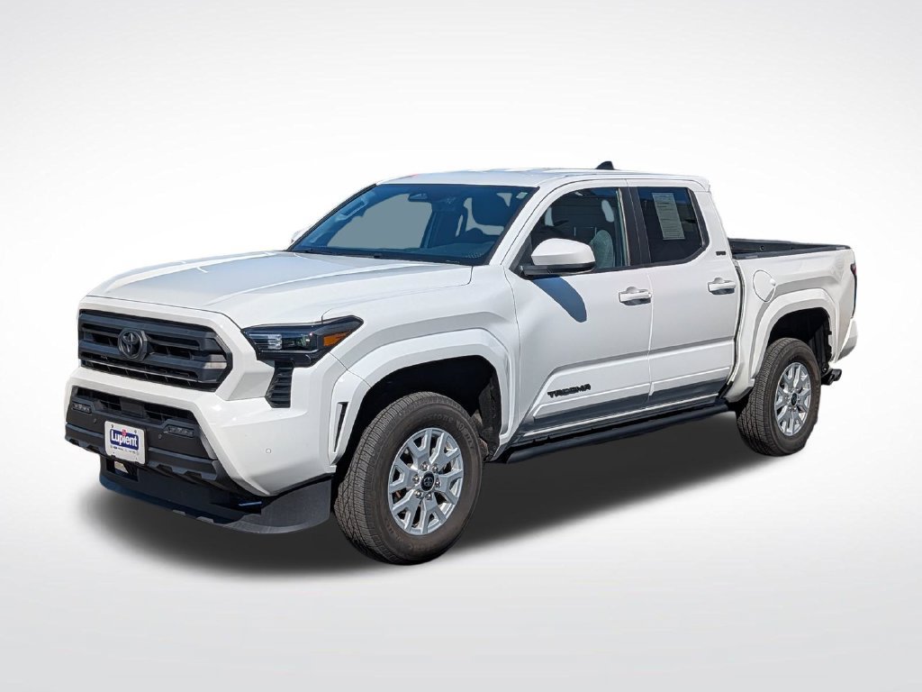 Used 2024 Toyota Tacoma SR5 AWD/4WD image 11