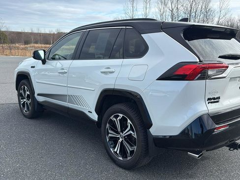 Used 2022 Toyota RAV4 XSE image 10