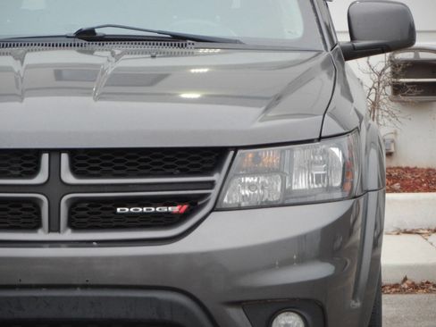 Used 2015 Dodge Journey R/T image 8