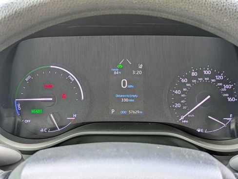 Used 2023 Toyota Sienna LE w/ LE Plus Package FWD image 29