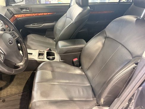 Used 2012 Subaru Outback 2.5i Limited w/ Moonroof Pkg image 8