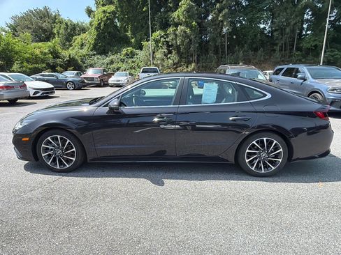 Used 2023 Hyundai Sonata Limited w/ Cargo Package FWD image 8