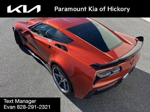 Used 2016 Chevrolet Corvette Z06 w/ 2LZ Preferred Equipment Group image 5