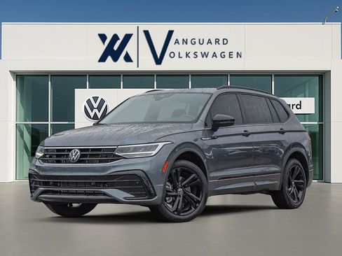 Used 2024 Volkswagen Tiguan SE R-Line FWD image 1