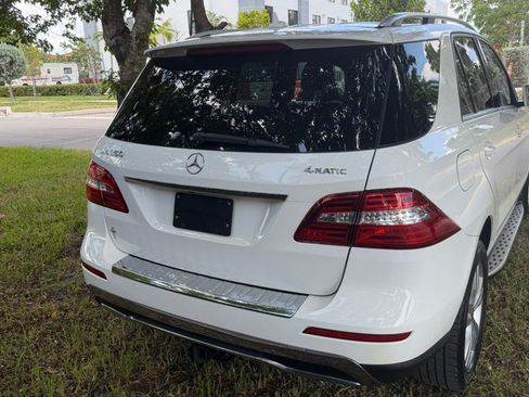 Used 2015 Mercedes-Benz ML 350 4MATIC w/ Premium 1 Package image 6