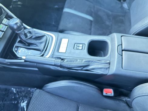 Used 2025 Toyota GR86 Premium w/ ALL Weather Mat Package (TMS) RWD image 18