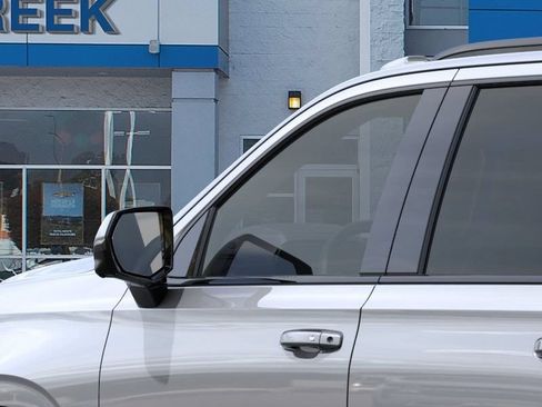 New 2026 Chevrolet Suburban RST w/ Advanced Technology Package AWD/4WD image 13