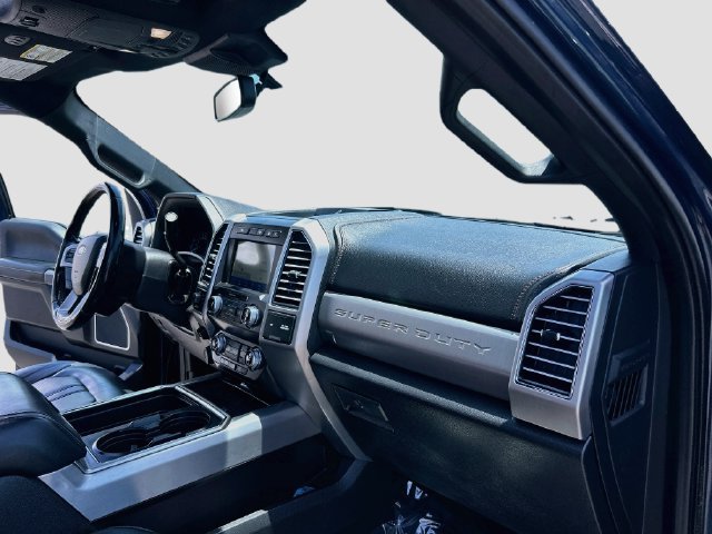 Used 2020 Ford F250 Platinum w/ FX4 Off-Road Package AWD/4WD image 25
