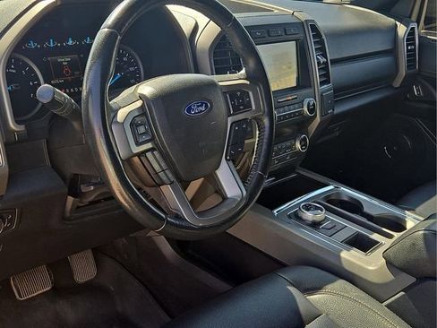 Used 2021 Ford Expedition XLT image 20