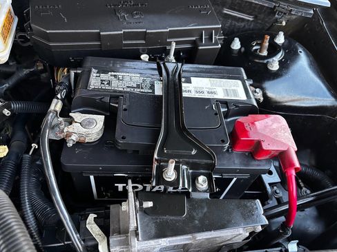 Used 2010 Ford Focus SE image 27