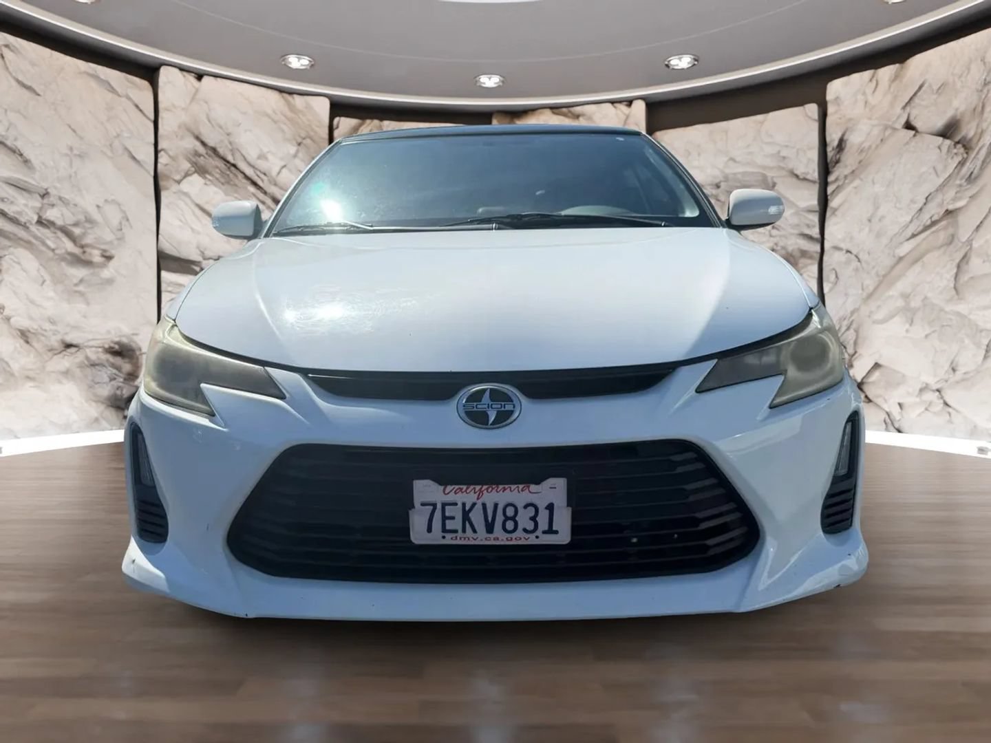 Used 2014 Scion tC FWD image 2
