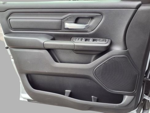 New 2026 RAM 1500 Express AWD/4WD image 17