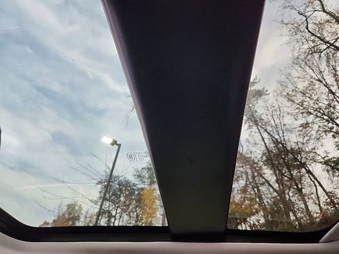 New 2025 Land Rover Range Rover Evoque Dynamic SE image 27