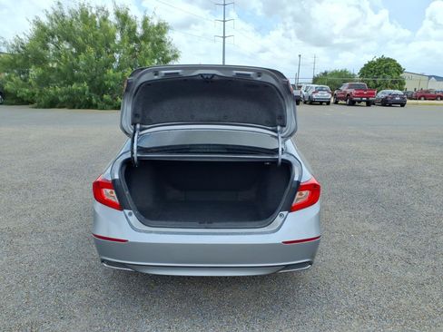 Used 2018 Honda Accord LX image 27