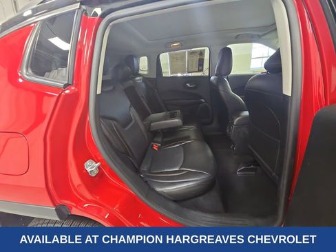 Used 2018 Jeep Compass Limited w/ Navigation Group AWD/4WD image 35