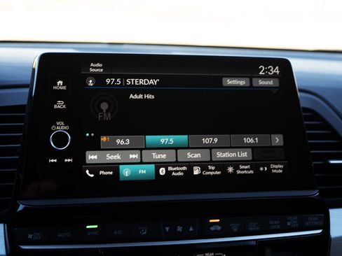 Used 2026 Honda Odyssey EX-L image 30