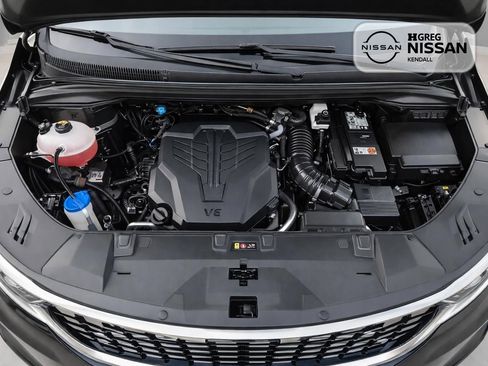 Used 2022 Kia Carnival SX Prestige image 13