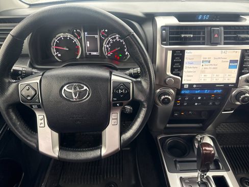 Used 2023 Toyota 4Runner Limited image 15