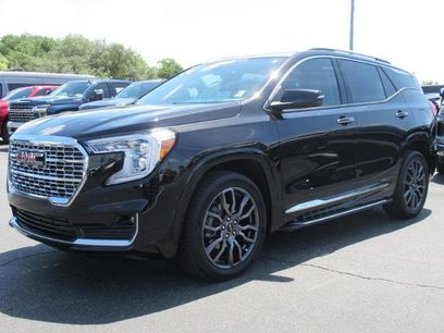 Used 2024 GMC Terrain Denali w/ Black Diamond Edition