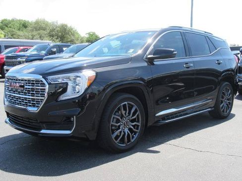 Used 2024 GMC Terrain Denali w/ Black Diamond Edition AWD/4WD image 1