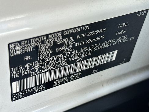 Used 2021 Toyota Venza Limited w/ Advanced Technology Package AWD/4WD image 31