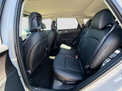 New 2026 Kia Sportage EX FWD image 24