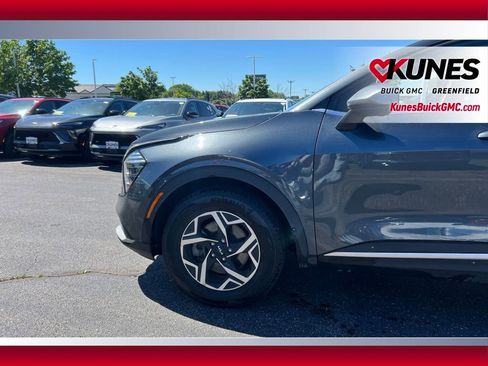 Used 2024 Kia Sportage LX FWD image 14