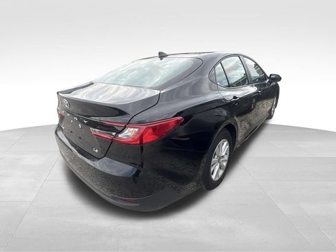 Used 2026 Toyota Camry LE FWD image 6