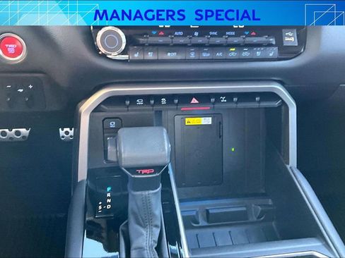 Used 2022 Toyota Tundra Limited image 32