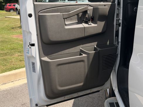 Used 2025 GMC Savana 2500 w/ Driver Convenience Package RWD image 16