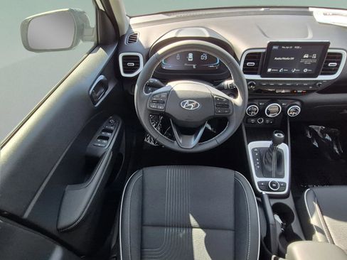 New 2026 Hyundai Venue SEL FWD image 11
