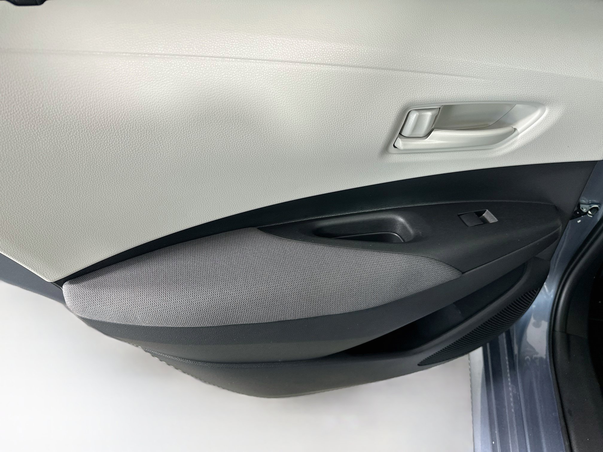 Used 2026 Toyota Corolla LE FWD image 24