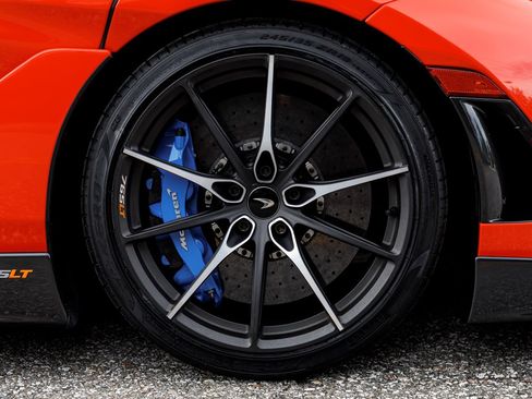 Used 2021 McLaren 765LT RWD image 21