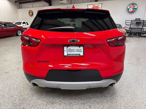 Used 2022 Chevrolet Blazer LT w/ LPO, Black Accent Package FWD image 6