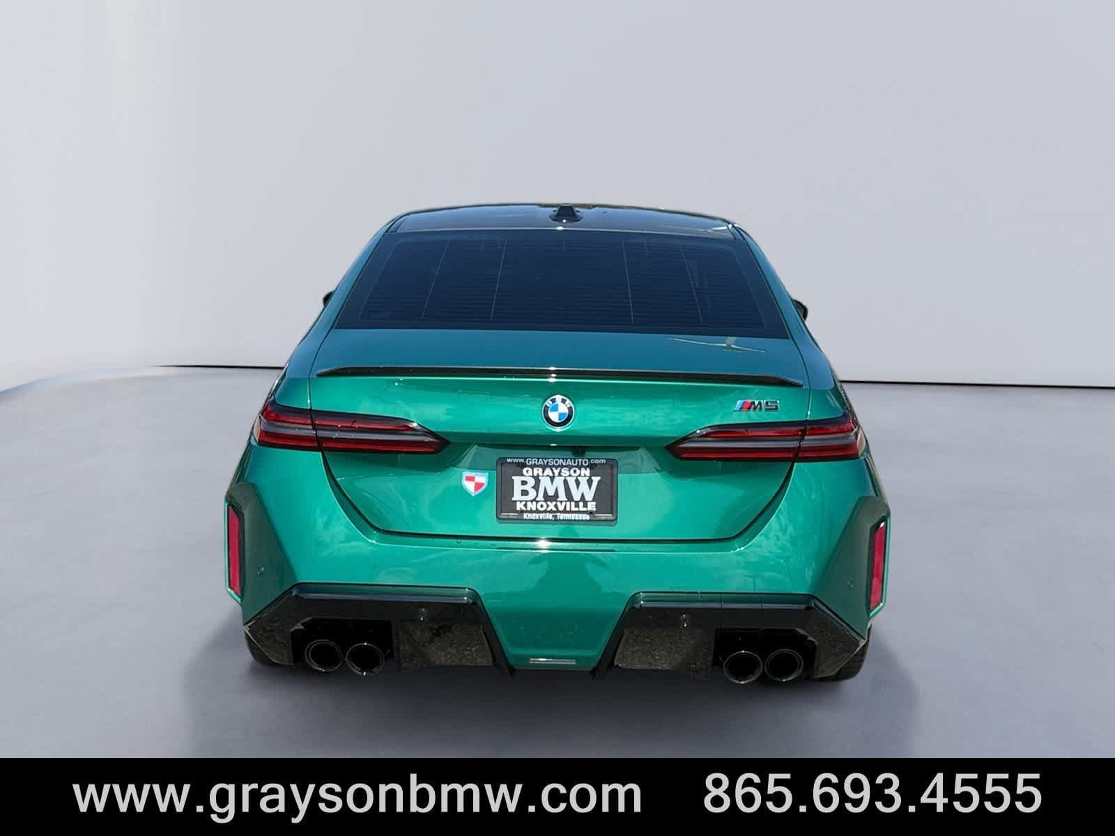 Used 2025 BMW M5 w/ Carbon Package AWD/4WD image 4