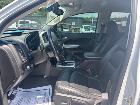 Used 2019 Chevrolet Colorado ZR2 w/ Colorado ZR2 Bison Edition AWD/4WD image 11