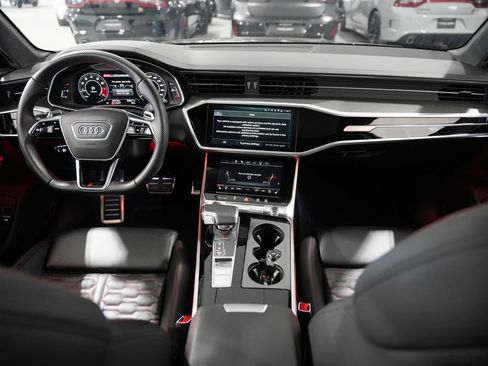 Used 2023 Audi RS 6 AWD/4WD image 18