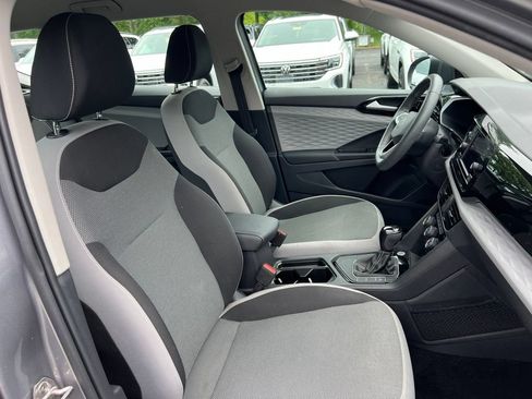 Certified 2023 Volkswagen Taos S FWD image 25