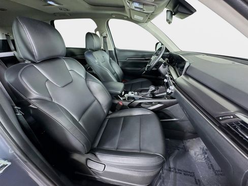 Certified 2025 Kia Telluride S image 30