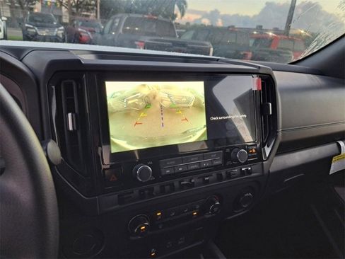 New 2026 Nissan Frontier SV w/ SV Convenience Package image 10