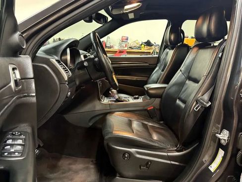 Used 2018 Jeep Grand Cherokee Limited AWD/4WD image 18