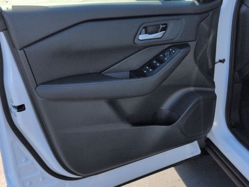 New 2026 Nissan Rogue SV image 13