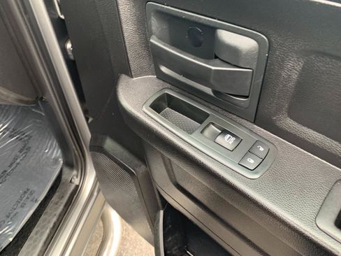 Used 2013 RAM 1500 Express AWD/4WD image 34