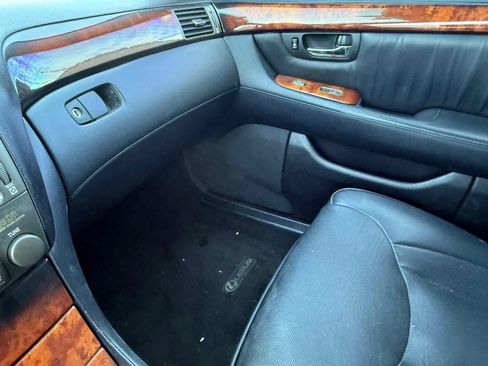 Used 2005 Lexus LS 430 RWD image 34