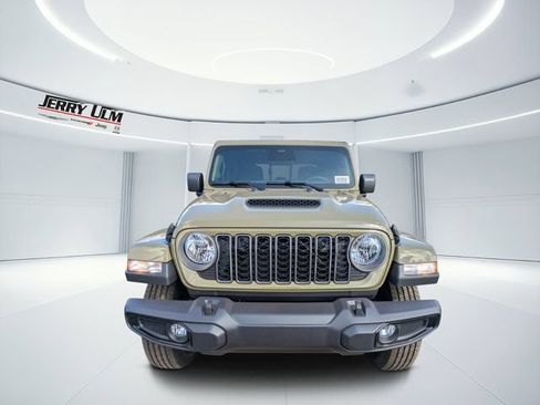 New 2026 Jeep Gladiator Sport AWD/4WD image 7