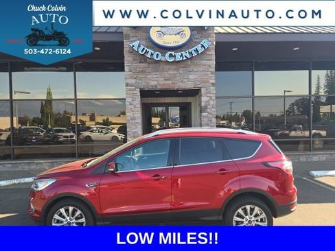 Used 2018 Ford Escape Titanium AWD/4WD image 1