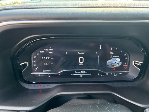 Used 2024 GMC Yukon XL Denali RWD image 29