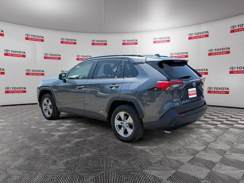 Certified 2025 Toyota RAV4 LE AWD/4WD image 7