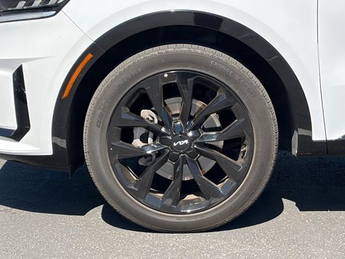 Used 2023 Kia Sorento SX FWD image 6