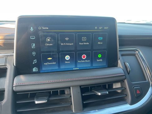 Used 2023 Chevrolet Suburban RST w/ Luxury Package image 16